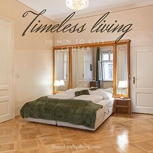 Budget Kamer met een King Size Bed
